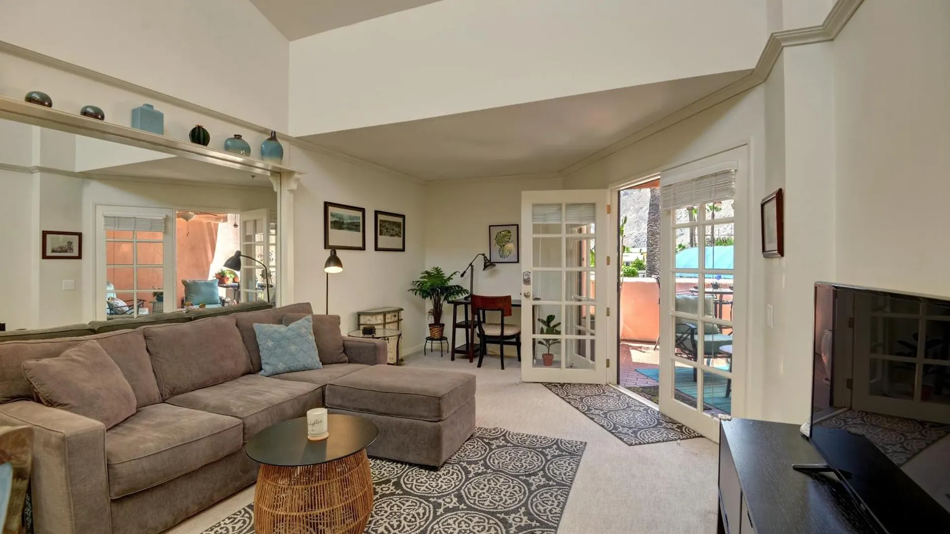 Deauville Debonair بالم سبرينغس